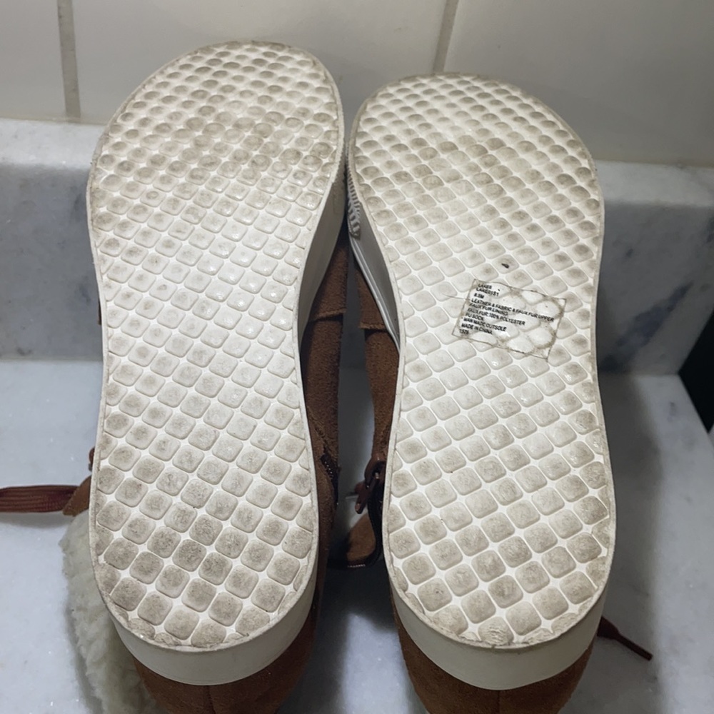 Steve Madden Boots - Picture 6 of 6